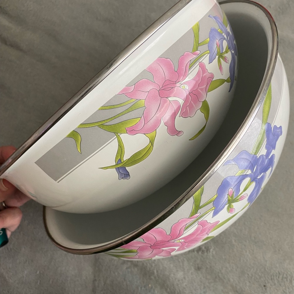 Enamelware Mixing Bowls - Picture 3 of 6